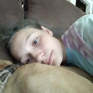 Meet your Posher, Dakota